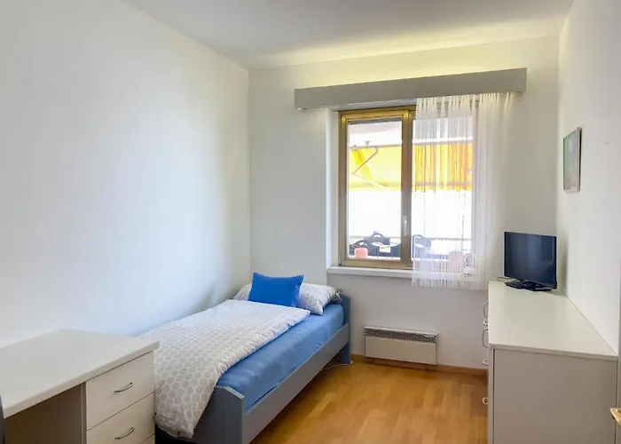 Apartamento Lakeview By Interhome